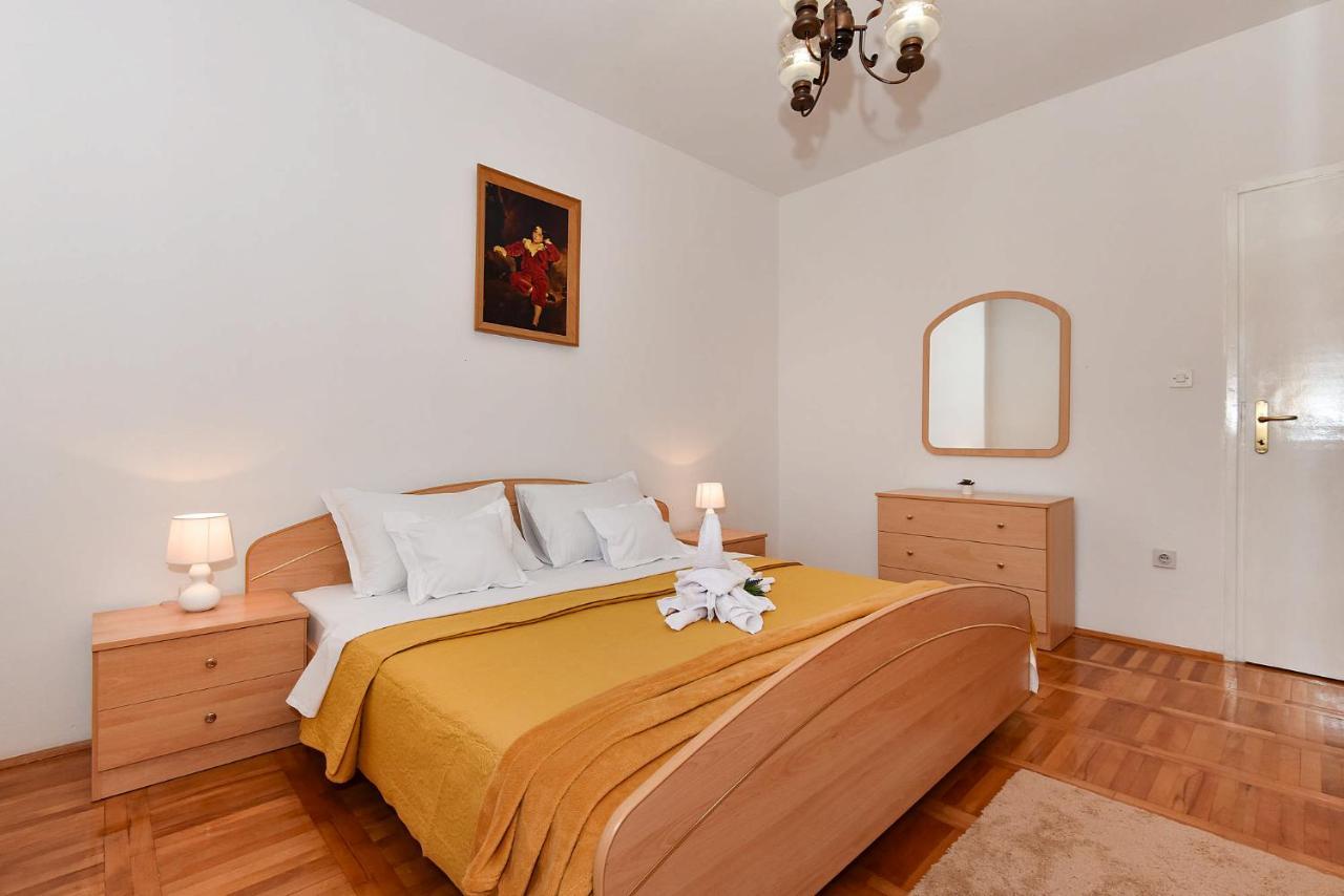 Lana Apartman Zadar Exteriör bild