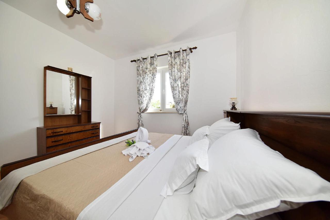 Lana Apartman Zadar Exteriör bild
