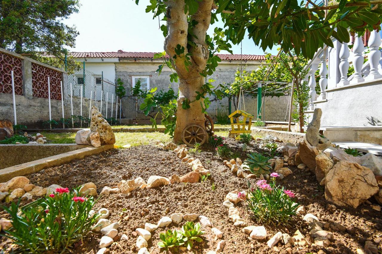 Lana Apartman Zadar Exteriör bild
